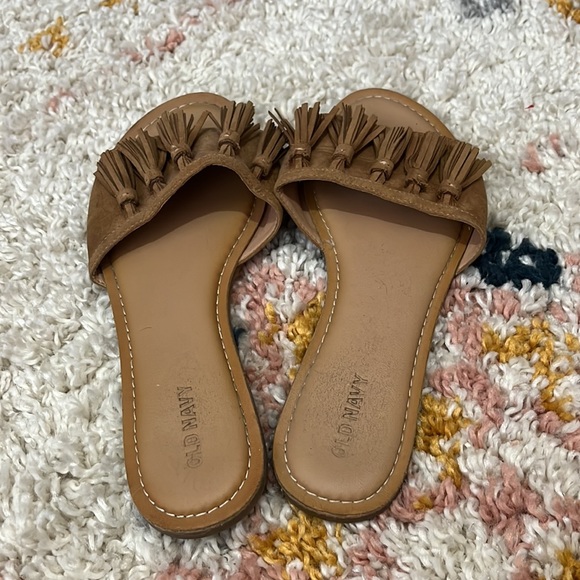 Tassel sandals - Picture 2 of 3